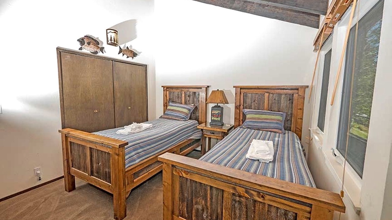 Photo of Bedroom in Tahoe Keys
