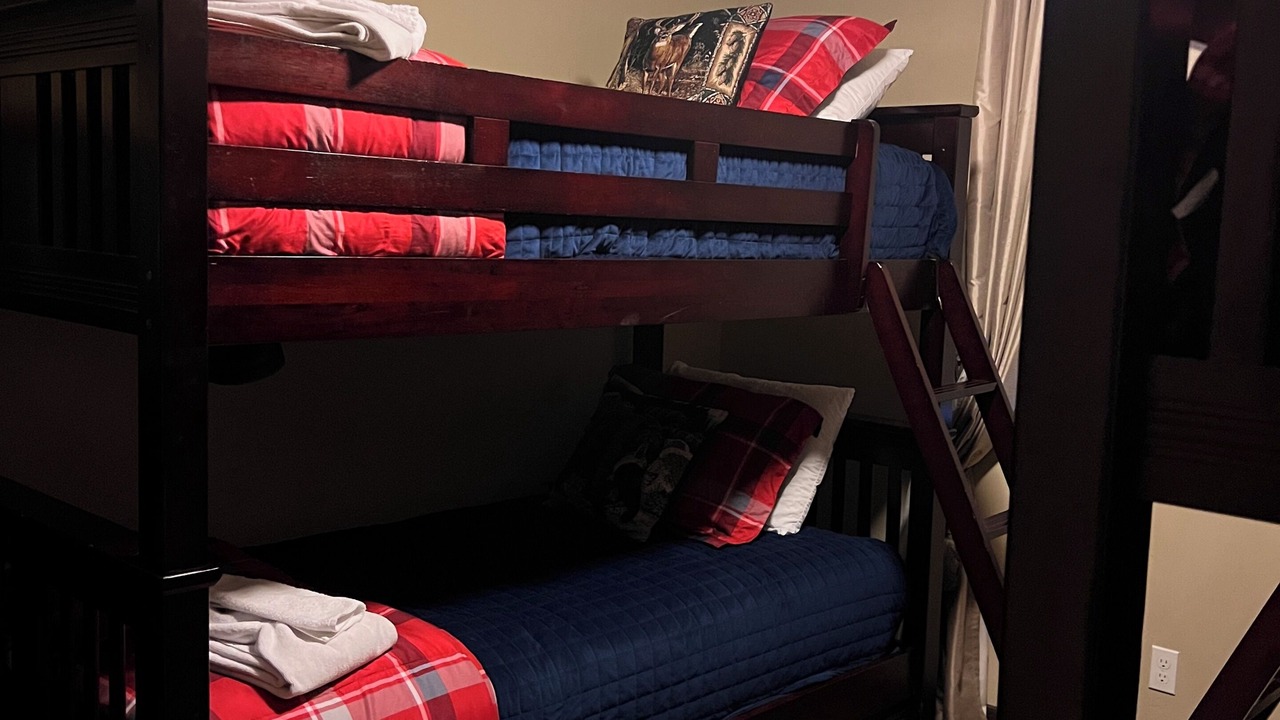 Photo of Bedroom in Tahoe Island