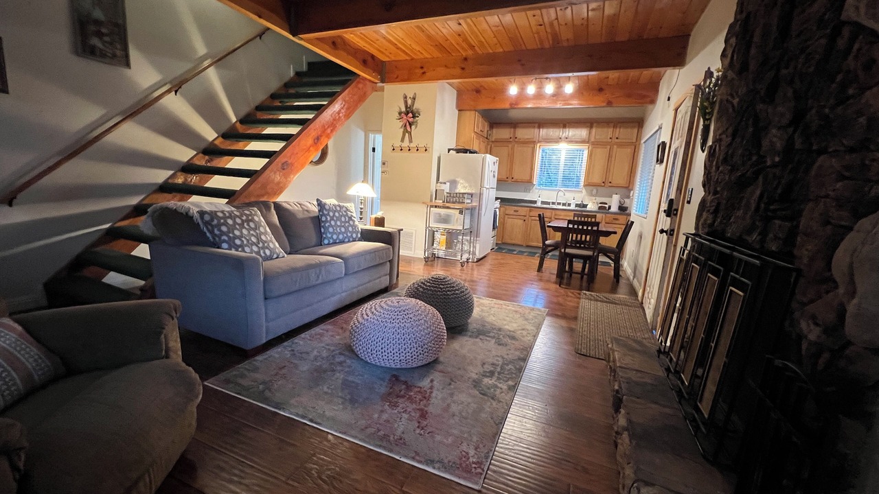 Photo of Bedroom in Arrowbear Lake