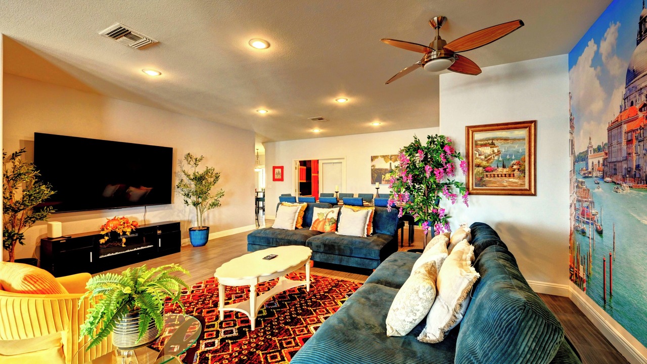 Photo of Livingroom in Foothills