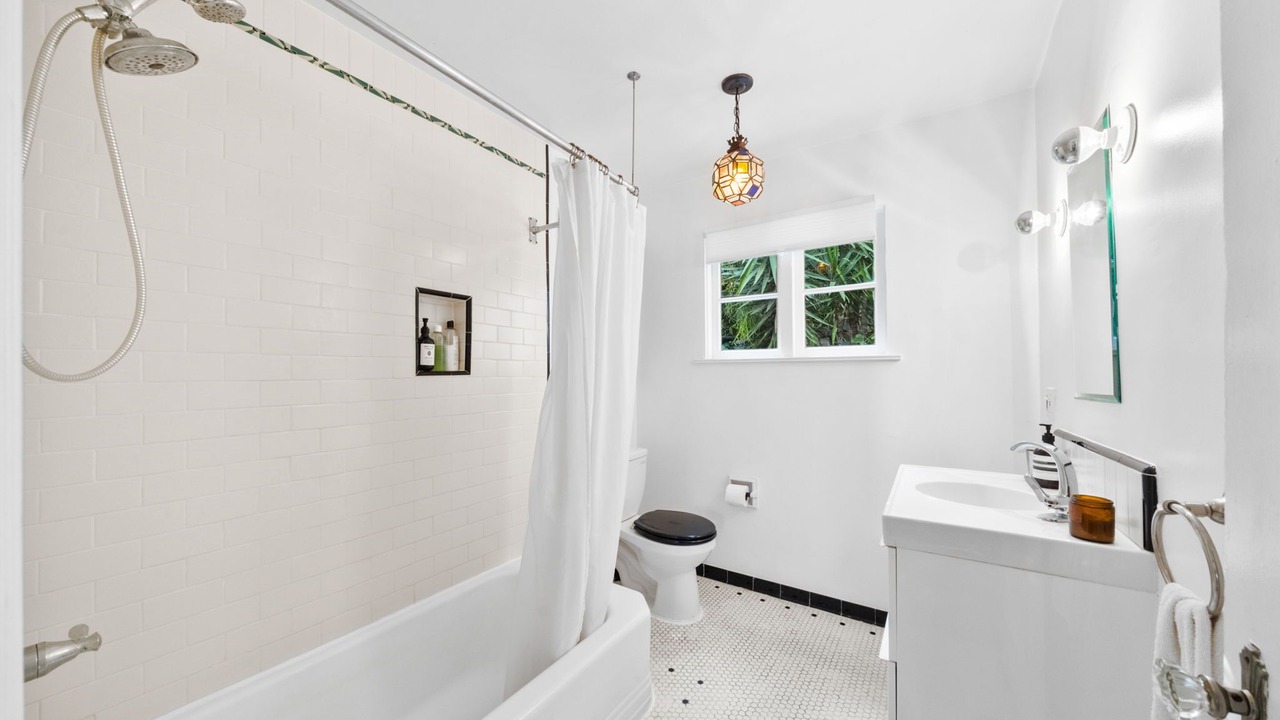 Photo of Bathroom in Sunset Junction