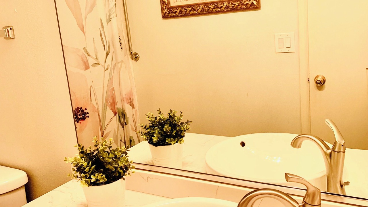 Photo of Bathroom in North Las Vegas