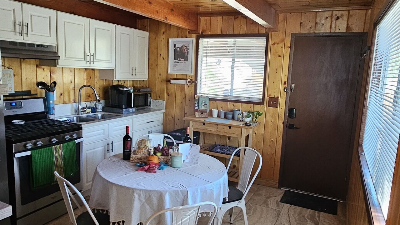 Photo of Kitchen in Arrowbear Lake