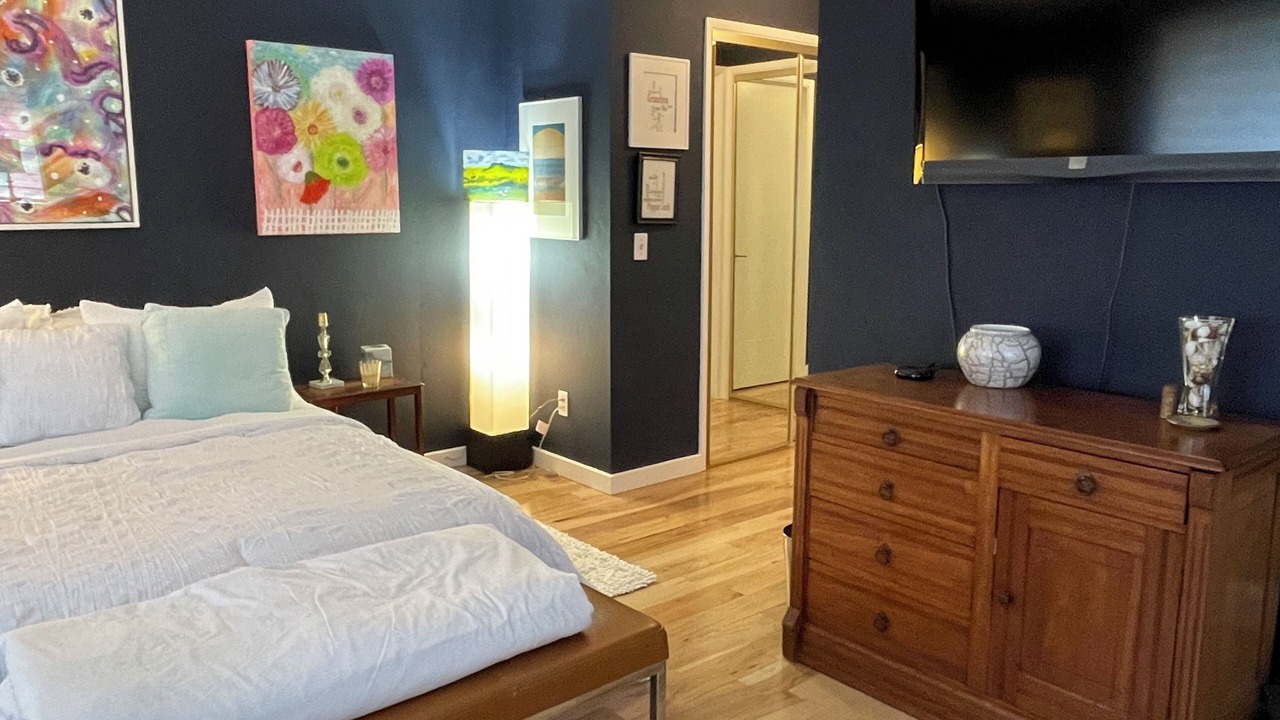 Photo of Bedroom in Monterey