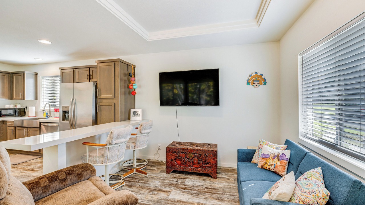 Photo of Livingroom in Apple Hill