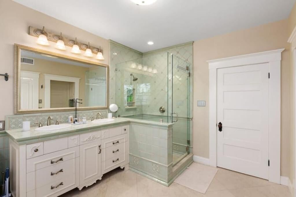 Photo of Bathroom in Hillcrest
