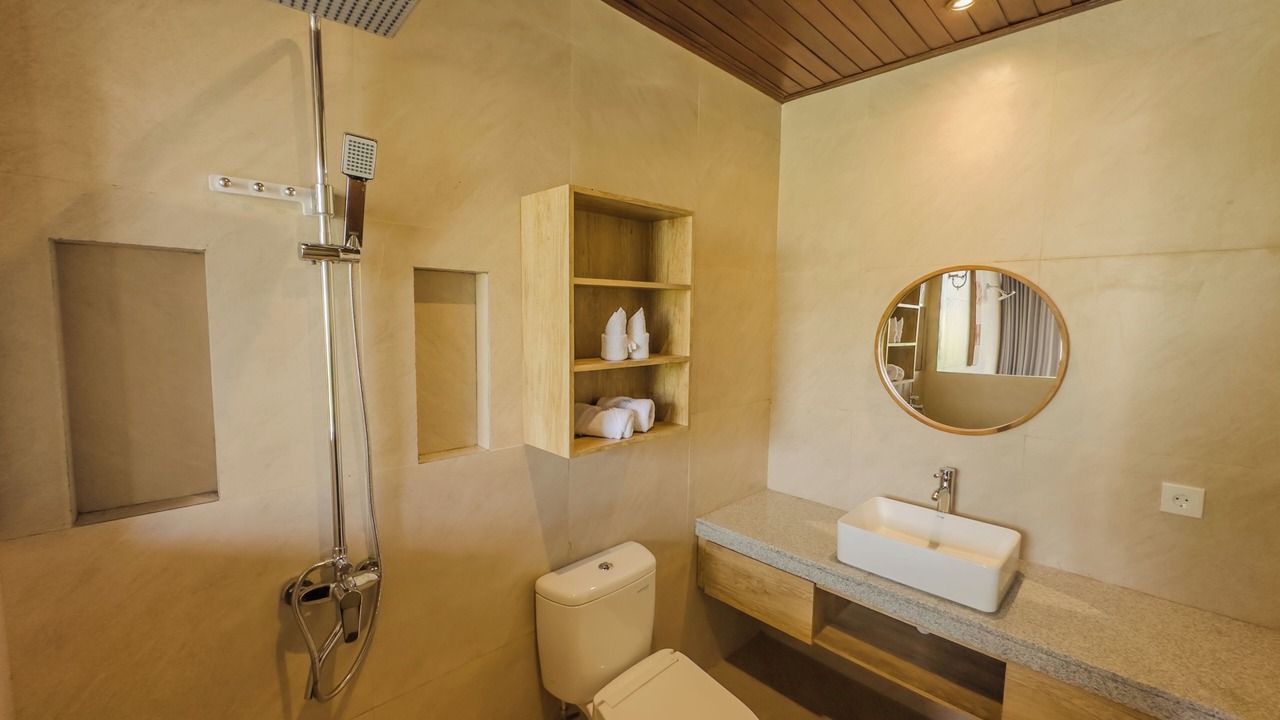 Photo of Bathroom in Petulu