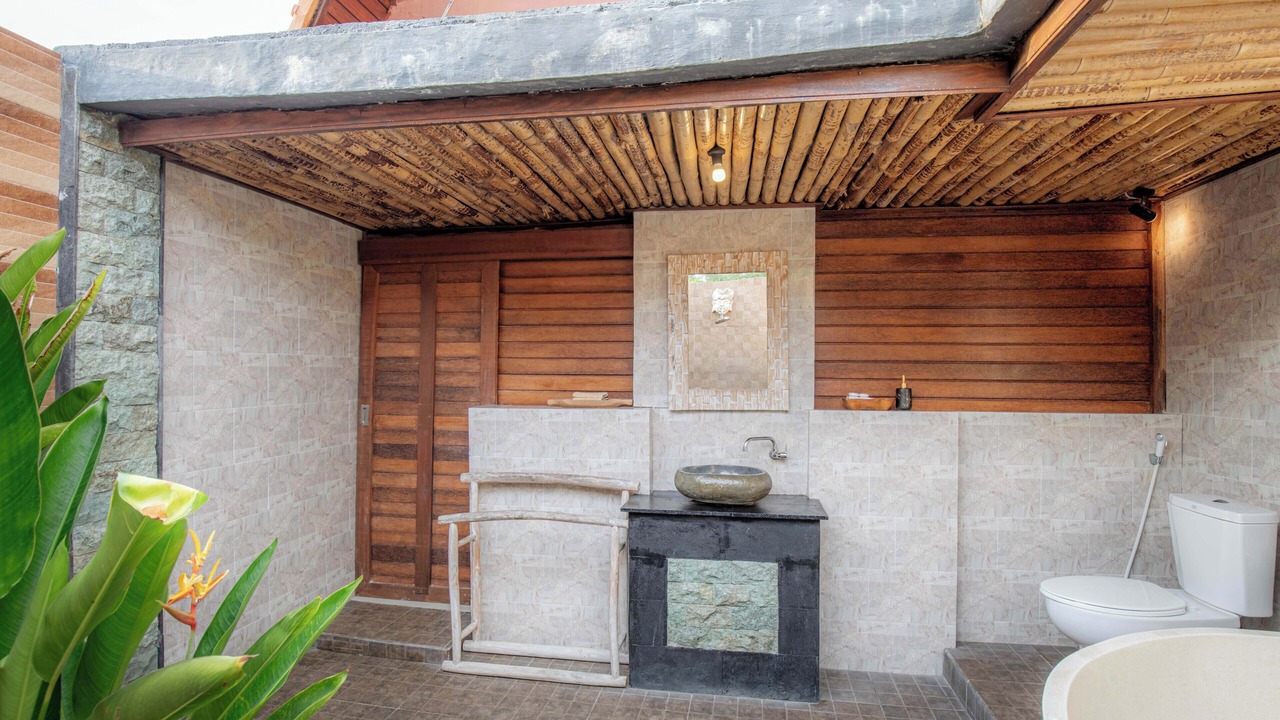 Photo of Bathroom in Sampalan