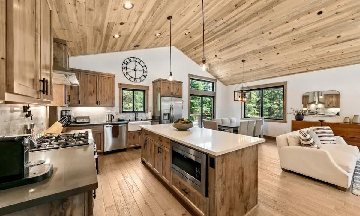 Photo of Kitchen in North Upper Truckee