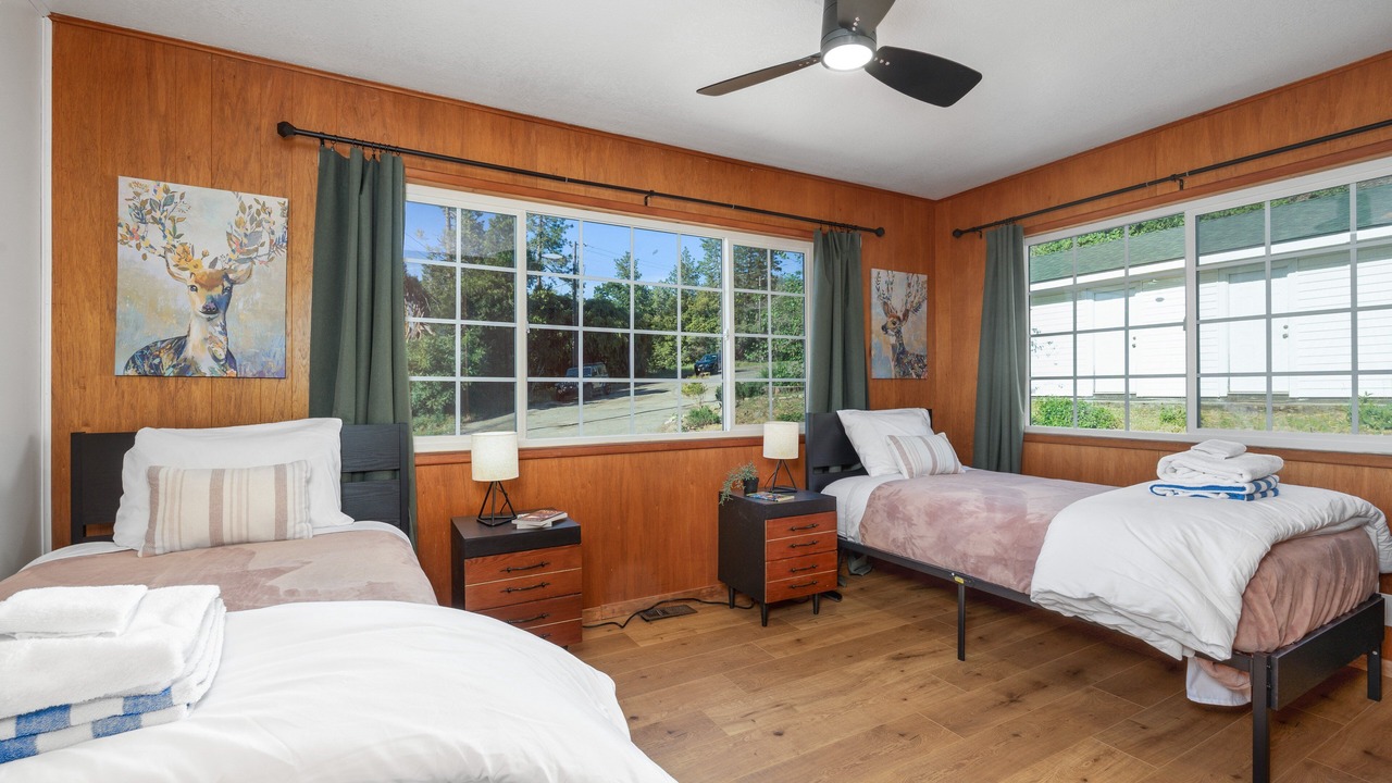 Photo of Bedroom in Yosemite Forks