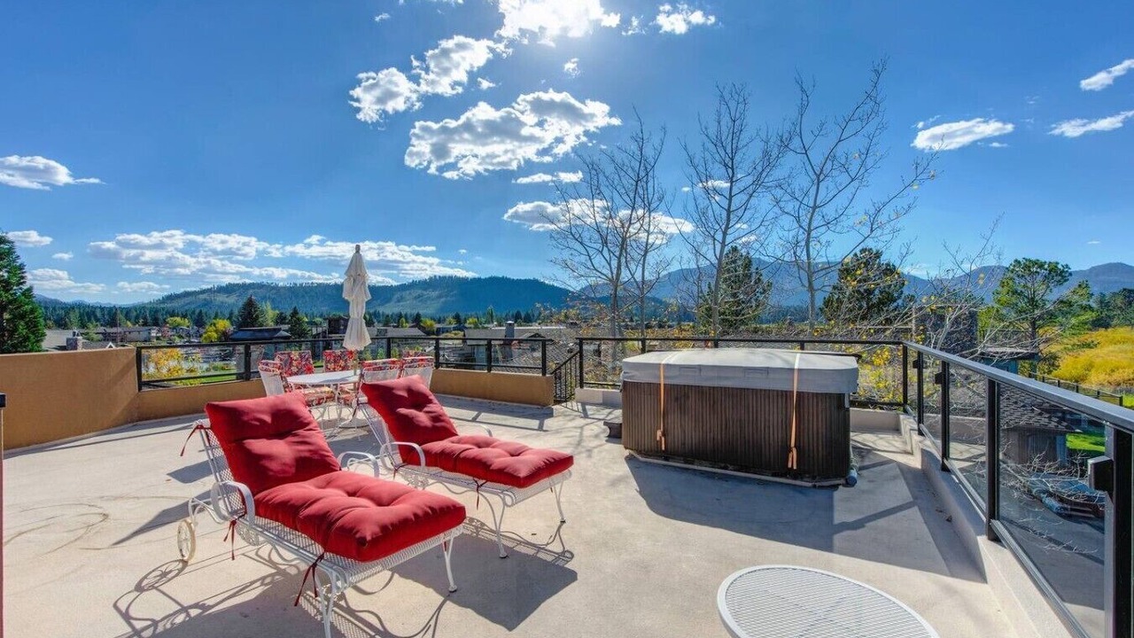 Photo of Patio Balcony in Tahoe Keys