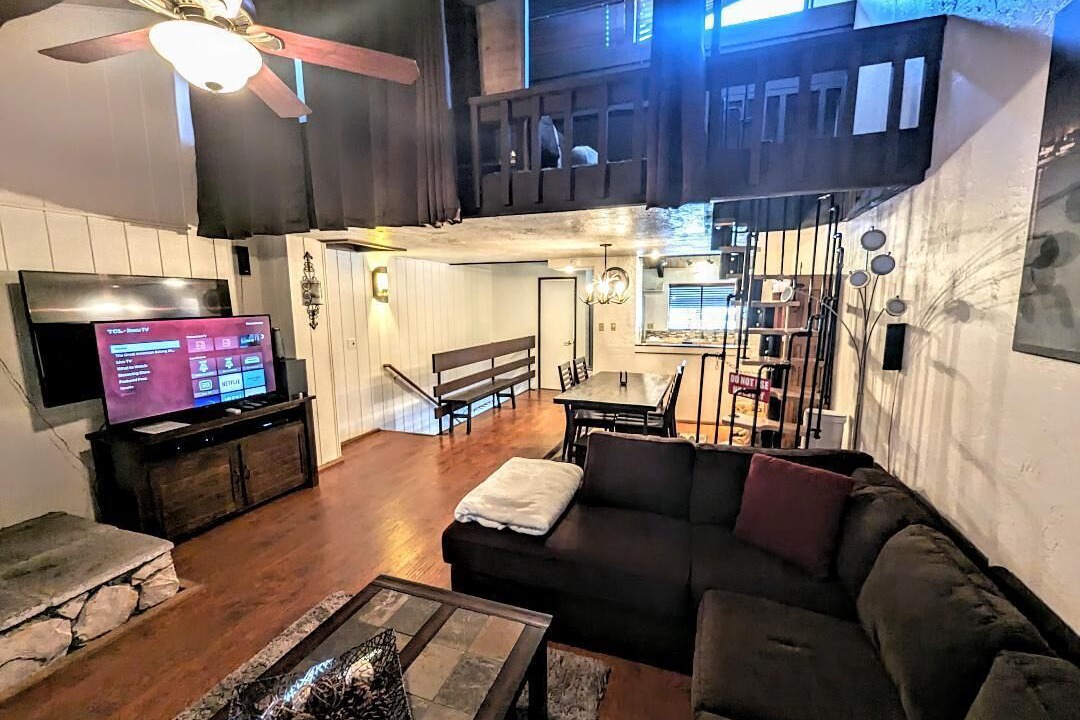 Photo of Livingroom in Big Bear Lake