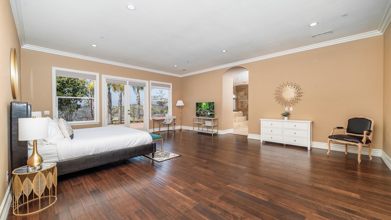 Photo of Bedroom in Vista