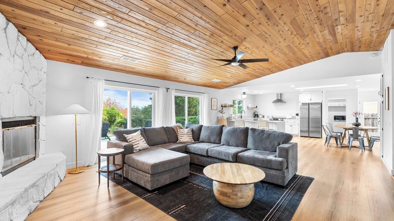 Photo of Bedroom in North Hilltop