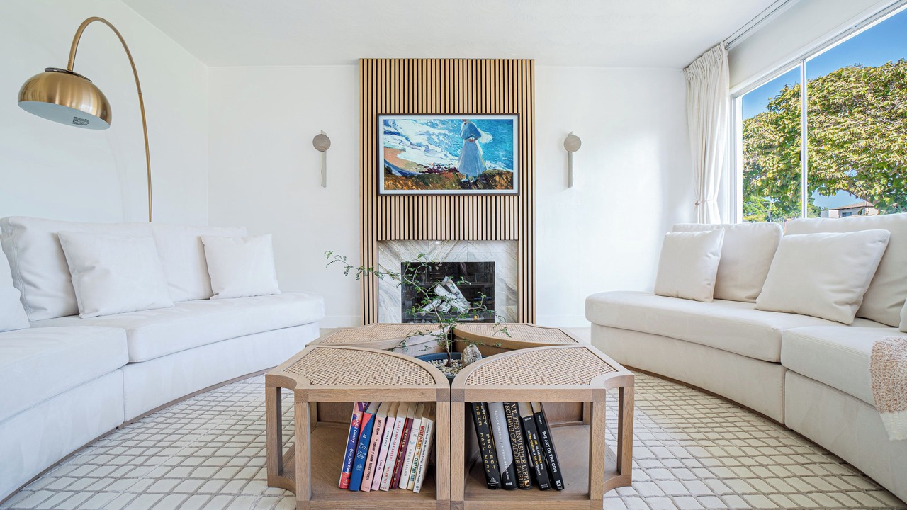 Photo of Livingroom in Los Angeles
