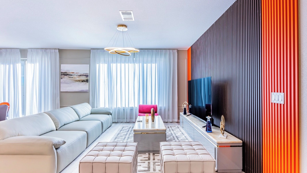 Photo of Livingroom in Enterprise