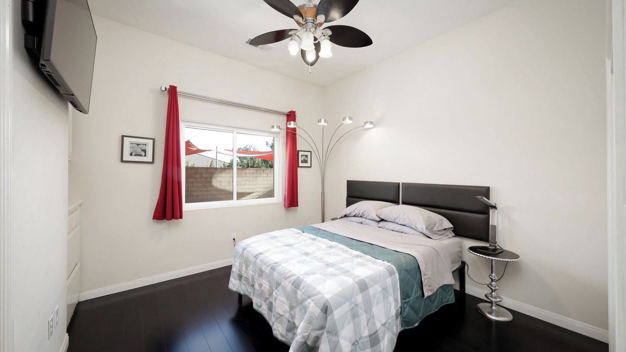 Photo of Bedroom in Rosedale