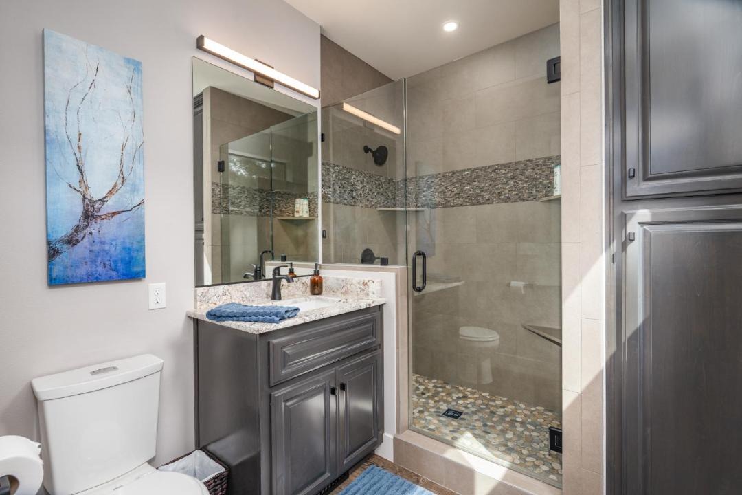 Photo of Bathroom in Fish Camp