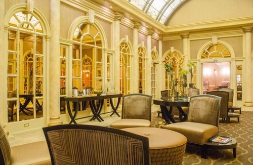 Downtown Las Vegas Hotel | Las Vegas Nightlife Experiences At Your Doorstep! 2 Affordable Units Near Strip!
