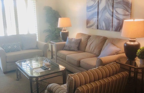 Palm Desert Condo | Condo Oasis at Desert Breezes Resort near Indian Wells Tennis Center