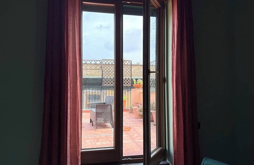 Historical Center Apartment | Le Terrazze, cozy three-story apartment, and terraces in period building
