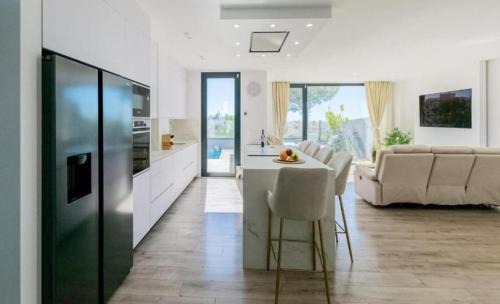 Torre del Mar Villa | Villa Dalí
