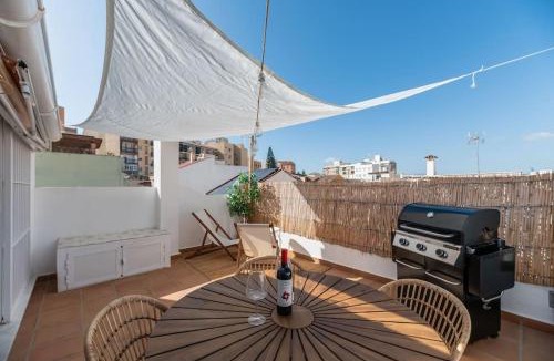 Capuchinos Apartment | Urban Charm Rooftop Apartment with Vista