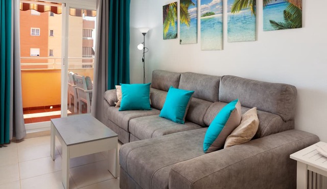 Apartment 'Vistas Al Mar' with Sea View, Wi-Fi and Air Conditioning