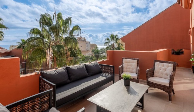 Apartment 'La Fragata Estepona 3b 2b' with Sea View, Wi-Fi and Air Conditioning
