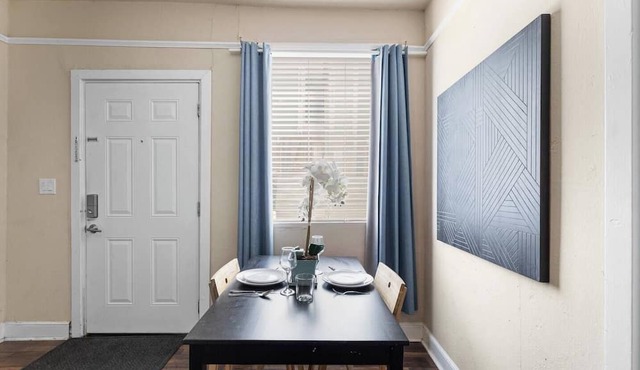 1890s Gem | Prime Midtown Hub | Walk to Everything