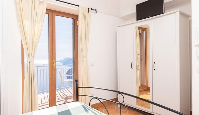 Estate4home - Casa Satriano